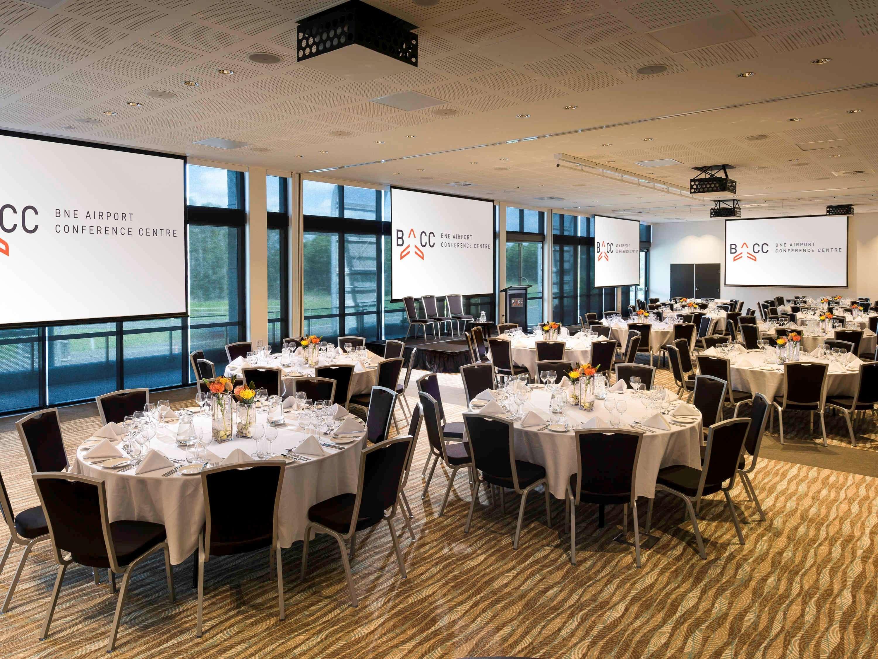 Pullman Brisbane Airport Hotel Bagian luar foto The Airport Conference Centre